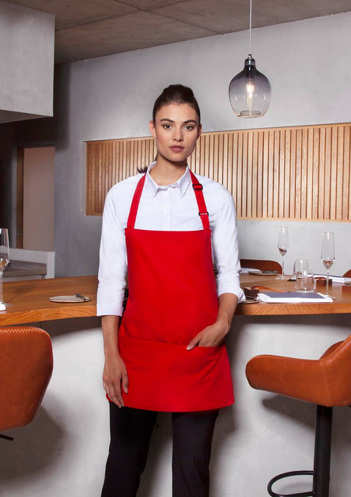 Karlowsky Kurze Latzschürze Basic mit Schnalle und Tasche, rot